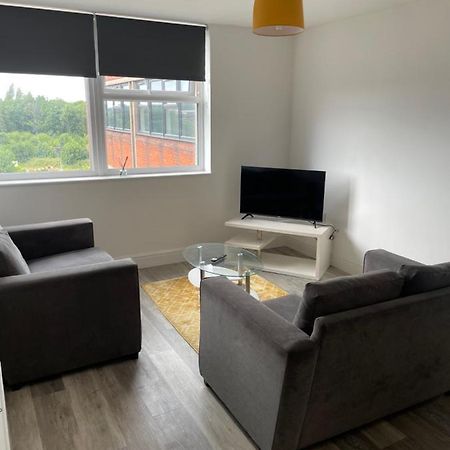 #0611 Two Bedroom Serviced Apartment - Free Parking Derby Eksteriør billede